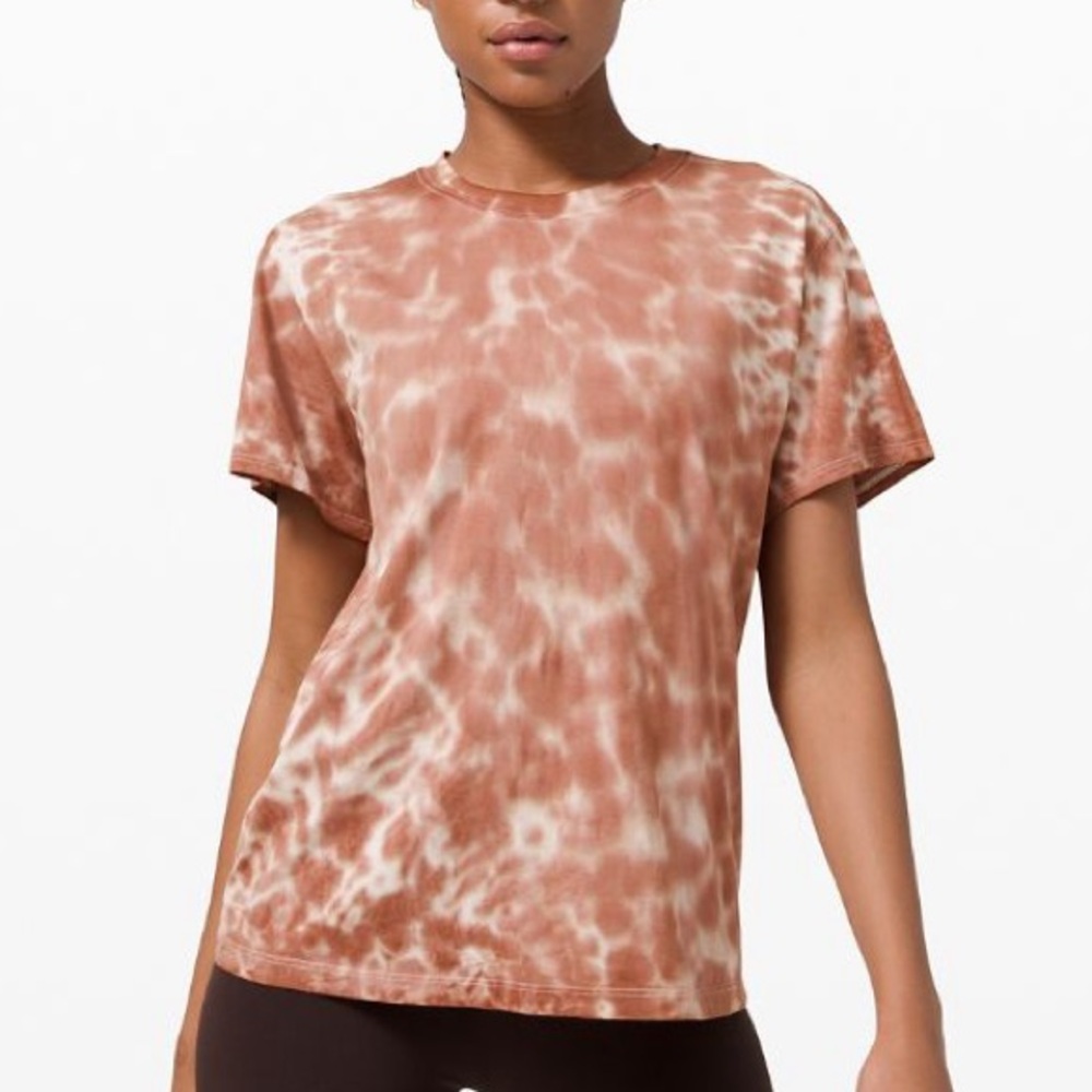 Lululemon All Yours Tee Tie Dye Peach Pink White Size about 8